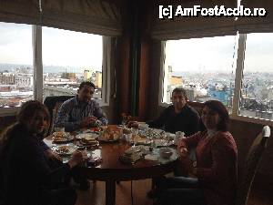 [P14] Restaurantul de la ultimul etaj, unde se serveste micul dejun » foto by Coca Dosky
 - 
<span class="allrVoted glyphicon glyphicon-heart hidden" id="av489669"></span>
<a class="m-l-10 hidden" id="sv489669" onclick="voting_Foto_DelVot(,489669,15903)" role="button">șterge vot <span class="glyphicon glyphicon-remove"></span></a>
<a id="v9489669" class=" c-red"  onclick="voting_Foto_SetVot(489669)" role="button"><span class="glyphicon glyphicon-heart-empty"></span> <b>LIKE</b> = Votează poza</a> <img class="hidden"  id="f489669W9" src="/imagini/loader.gif" border="0" /><span class="AjErrMes hidden" id="e489669ErM"></span>