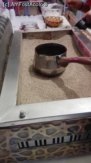 [P22] O cafea turceasca?!  » foto by balasa violeta
 - 
<span class="allrVoted glyphicon glyphicon-heart hidden" id="av1031867"></span>
<a class="m-l-10 hidden" id="sv1031867" onclick="voting_Foto_DelVot(,1031867,15940)" role="button">șterge vot <span class="glyphicon glyphicon-remove"></span></a>
<a id="v91031867" class=" c-red"  onclick="voting_Foto_SetVot(1031867)" role="button"><span class="glyphicon glyphicon-heart-empty"></span> <b>LIKE</b> = Votează poza</a> <img class="hidden"  id="f1031867W9" src="/imagini/loader.gif" border="0" /><span class="AjErrMes hidden" id="e1031867ErM"></span>
