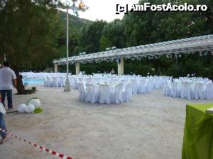 [P06] terasa cu piscina... pregatiri pentru nunta » foto by clau70
 - 
<span class="allrVoted glyphicon glyphicon-heart hidden" id="av493299"></span>
<a class="m-l-10 hidden" id="sv493299" onclick="voting_Foto_DelVot(,493299,16012)" role="button">șterge vot <span class="glyphicon glyphicon-remove"></span></a>
<a id="v9493299" class=" c-red"  onclick="voting_Foto_SetVot(493299)" role="button"><span class="glyphicon glyphicon-heart-empty"></span> <b>LIKE</b> = Votează poza</a> <img class="hidden"  id="f493299W9" src="/imagini/loader.gif" border="0" /><span class="AjErrMes hidden" id="e493299ErM"></span>
