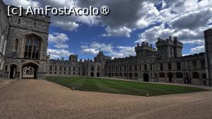 [P27] Palatul Windsor » foto by Mika
 - 
<span class="allrVoted glyphicon glyphicon-heart hidden" id="av1509964"></span>
<a class="m-l-10 hidden" id="sv1509964" onclick="voting_Foto_DelVot(,1509964,16051)" role="button">șterge vot <span class="glyphicon glyphicon-remove"></span></a>
<a id="v91509964" class=" c-red"  onclick="voting_Foto_SetVot(1509964)" role="button"><span class="glyphicon glyphicon-heart-empty"></span> <b>LIKE</b> = Votează poza</a> <img class="hidden"  id="f1509964W9" src="/imagini/loader.gif" border="0" /><span class="AjErrMes hidden" id="e1509964ErM"></span>