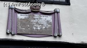 [P48] Placa veche de pe Church Street este o reproducere a mandatului de execuție al regelui Charles I (1648), afișat odinioară în Windsor. » foto by Mika
 - 
<span class="allrVoted glyphicon glyphicon-heart hidden" id="av1509985"></span>
<a class="m-l-10 hidden" id="sv1509985" onclick="voting_Foto_DelVot(,1509985,16051)" role="button">șterge vot <span class="glyphicon glyphicon-remove"></span></a>
<a id="v91509985" class=" c-red"  onclick="voting_Foto_SetVot(1509985)" role="button"><span class="glyphicon glyphicon-heart-empty"></span> <b>LIKE</b> = Votează poza</a> <img class="hidden"  id="f1509985W9" src="/imagini/loader.gif" border="0" /><span class="AjErrMes hidden" id="e1509985ErM"></span>