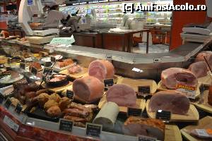 [P20] ... produse de la Auchan. Fel de fel de carnuri, branzeturi, pateuri etc. Bun pt. degustari. In mall sunt si restaurante bune...  » foto by TraianS
 - 
<span class="allrVoted glyphicon glyphicon-heart hidden" id="av498488"></span>
<a class="m-l-10 hidden" id="sv498488" onclick="voting_Foto_DelVot(,498488,16149)" role="button">șterge vot <span class="glyphicon glyphicon-remove"></span></a>
<a id="v9498488" class=" c-red"  onclick="voting_Foto_SetVot(498488)" role="button"><span class="glyphicon glyphicon-heart-empty"></span> <b>LIKE</b> = Votează poza</a> <img class="hidden"  id="f498488W9" src="/imagini/loader.gif" border="0" /><span class="AjErrMes hidden" id="e498488ErM"></span>