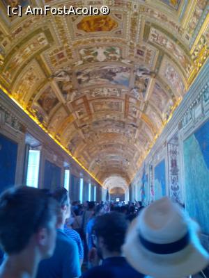 [P03] muzeul vaticanului » foto by gcristian
 - 
<span class="allrVoted glyphicon glyphicon-heart hidden" id="av786418"></span>
<a class="m-l-10 hidden" id="sv786418" onclick="voting_Foto_DelVot(,786418,16158)" role="button">șterge vot <span class="glyphicon glyphicon-remove"></span></a>
<a id="v9786418" class=" c-red"  onclick="voting_Foto_SetVot(786418)" role="button"><span class="glyphicon glyphicon-heart-empty"></span> <b>LIKE</b> = Votează poza</a> <img class="hidden"  id="f786418W9" src="/imagini/loader.gif" border="0" /><span class="AjErrMes hidden" id="e786418ErM"></span>