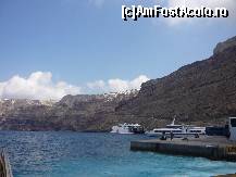 [P06] Insula Santorini vazuta din portul Pirgos. » foto by octaviansz
 - 
<span class="allrVoted glyphicon glyphicon-heart hidden" id="av149763"></span>
<a class="m-l-10 hidden" id="sv149763" onclick="voting_Foto_DelVot(,149763,16213)" role="button">șterge vot <span class="glyphicon glyphicon-remove"></span></a>
<a id="v9149763" class=" c-red"  onclick="voting_Foto_SetVot(149763)" role="button"><span class="glyphicon glyphicon-heart-empty"></span> <b>LIKE</b> = Votează poza</a> <img class="hidden"  id="f149763W9" src="/imagini/loader.gif" border="0" /><span class="AjErrMes hidden" id="e149763ErM"></span>