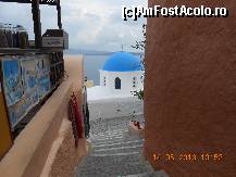 [P04] o bisericuta in Oia, una din cele 400 aflate pe insula.  » foto by Rodel
 - 
<span class="allrVoted glyphicon glyphicon-heart hidden" id="av429618"></span>
<a class="m-l-10 hidden" id="sv429618" onclick="voting_Foto_DelVot(,429618,16213)" role="button">șterge vot <span class="glyphicon glyphicon-remove"></span></a>
<a id="v9429618" class=" c-red"  onclick="voting_Foto_SetVot(429618)" role="button"><span class="glyphicon glyphicon-heart-empty"></span> <b>LIKE</b> = Votează poza</a> <img class="hidden"  id="f429618W9" src="/imagini/loader.gif" border="0" /><span class="AjErrMes hidden" id="e429618ErM"></span>