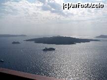 [P13] Fira: Caldera vazuta de la terasa unei cafenele » foto by argemi*
 - 
<span class="allrVoted glyphicon glyphicon-heart hidden" id="av264302"></span>
<a class="m-l-10 hidden" id="sv264302" onclick="voting_Foto_DelVot(,264302,16213)" role="button">șterge vot <span class="glyphicon glyphicon-remove"></span></a>
<a id="v9264302" class=" c-red"  onclick="voting_Foto_SetVot(264302)" role="button"><span class="glyphicon glyphicon-heart-empty"></span> <b>LIKE</b> = Votează poza</a> <img class="hidden"  id="f264302W9" src="/imagini/loader.gif" border="0" /><span class="AjErrMes hidden" id="e264302ErM"></span>