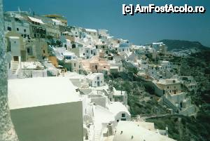 [P26] Santorini -case albe ca un cub, suspendate sub cupola cerului » foto by mireille
 - 
<span class="allrVoted glyphicon glyphicon-heart hidden" id="av447231"></span>
<a class="m-l-10 hidden" id="sv447231" onclick="voting_Foto_DelVot(,447231,16213)" role="button">șterge vot <span class="glyphicon glyphicon-remove"></span></a>
<a id="v9447231" class=" c-red"  onclick="voting_Foto_SetVot(447231)" role="button"><span class="glyphicon glyphicon-heart-empty"></span> <b>LIKE</b> = Votează poza</a> <img class="hidden"  id="f447231W9" src="/imagini/loader.gif" border="0" /><span class="AjErrMes hidden" id="e447231ErM"></span>