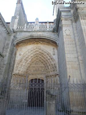 [P16] aceasta este de fapt fatada Catedralei intrarea se face prin lateral » foto by amero
 - 
<span class="allrVoted glyphicon glyphicon-heart hidden" id="av619444"></span>
<a class="m-l-10 hidden" id="sv619444" onclick="voting_Foto_DelVot(,619444,16214)" role="button">șterge vot <span class="glyphicon glyphicon-remove"></span></a>
<a id="v9619444" class=" c-red"  onclick="voting_Foto_SetVot(619444)" role="button"><span class="glyphicon glyphicon-heart-empty"></span> <b>LIKE</b> = Votează poza</a> <img class="hidden"  id="f619444W9" src="/imagini/loader.gif" border="0" /><span class="AjErrMes hidden" id="e619444ErM"></span>
