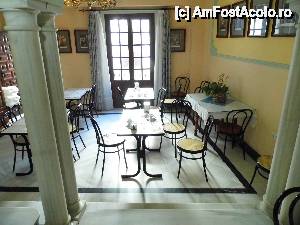 [P21] Dacă deschideai ușile balconului priveai în prima curte interioară » foto by le_maitre
 - 
<span class="allrVoted glyphicon glyphicon-heart hidden" id="av502695"></span>
<a class="m-l-10 hidden" id="sv502695" onclick="voting_Foto_DelVot(,502695,16259)" role="button">șterge vot <span class="glyphicon glyphicon-remove"></span></a>
<a id="v9502695" class=" c-red"  onclick="voting_Foto_SetVot(502695)" role="button"><span class="glyphicon glyphicon-heart-empty"></span> <b>LIKE</b> = Votează poza</a> <img class="hidden"  id="f502695W9" src="/imagini/loader.gif" border="0" /><span class="AjErrMes hidden" id="e502695ErM"></span>
