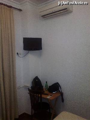 [P08] Alte piese de mobilier plus electronice » foto by le_maitre
 - 
<span class="allrVoted glyphicon glyphicon-heart hidden" id="av502878"></span>
<a class="m-l-10 hidden" id="sv502878" onclick="voting_Foto_DelVot(,502878,16261)" role="button">șterge vot <span class="glyphicon glyphicon-remove"></span></a>
<a id="v9502878" class=" c-red"  onclick="voting_Foto_SetVot(502878)" role="button"><span class="glyphicon glyphicon-heart-empty"></span> <b>LIKE</b> = Votează poza</a> <img class="hidden"  id="f502878W9" src="/imagini/loader.gif" border="0" /><span class="AjErrMes hidden" id="e502878ErM"></span>