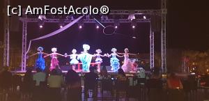 [P12] In fiecare seara alt spectacol. » foto by Lisa
 - 
<span class="allrVoted glyphicon glyphicon-heart hidden" id="av1281404"></span>
<a class="m-l-10 hidden" id="sv1281404" onclick="voting_Foto_DelVot(,1281404,16490)" role="button">șterge vot <span class="glyphicon glyphicon-remove"></span></a>
<a id="v91281404" class=" c-red"  onclick="voting_Foto_SetVot(1281404)" role="button"><span class="glyphicon glyphicon-heart-empty"></span> <b>LIKE</b> = Votează poza</a> <img class="hidden"  id="f1281404W9" src="/imagini/loader.gif" border="0" /><span class="AjErrMes hidden" id="e1281404ErM"></span>