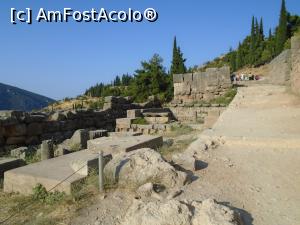 [P26] Situl arheologic de la Delphi.  » foto by Carmen Ion
 - 
<span class="allrVoted glyphicon glyphicon-heart hidden" id="av1137586"></span>
<a class="m-l-10 hidden" id="sv1137586" onclick="voting_Foto_DelVot(,1137586,16497)" role="button">șterge vot <span class="glyphicon glyphicon-remove"></span></a>
<a id="v91137586" class=" c-red"  onclick="voting_Foto_SetVot(1137586)" role="button"><span class="glyphicon glyphicon-heart-empty"></span> <b>LIKE</b> = Votează poza</a> <img class="hidden"  id="f1137586W9" src="/imagini/loader.gif" border="0" /><span class="AjErrMes hidden" id="e1137586ErM"></span>