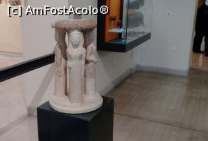 [P50] Grup de dansatoare; de fapt sunt cariatide, posibil folosite pentru a transporta Omphalos. » foto by ovidiuyepi
 - 
<span class="allrVoted glyphicon glyphicon-heart hidden" id="av1320578"></span>
<a class="m-l-10 hidden" id="sv1320578" onclick="voting_Foto_DelVot(,1320578,16497)" role="button">șterge vot <span class="glyphicon glyphicon-remove"></span></a>
<a id="v91320578" class=" c-red"  onclick="voting_Foto_SetVot(1320578)" role="button"><span class="glyphicon glyphicon-heart-empty"></span> <b>LIKE</b> = Votează poza</a> <img class="hidden"  id="f1320578W9" src="/imagini/loader.gif" border="0" /><span class="AjErrMes hidden" id="e1320578ErM"></span>