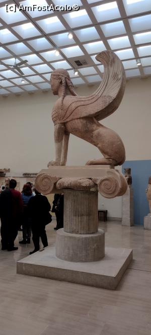 [P71] Sfinxul Naxian vazut din alt unghi. » foto by ovidiuyepi
 - 
<span class="allrVoted glyphicon glyphicon-heart hidden" id="av1320599"></span>
<a class="m-l-10 hidden" id="sv1320599" onclick="voting_Foto_DelVot(,1320599,16497)" role="button">șterge vot <span class="glyphicon glyphicon-remove"></span></a>
<a id="v91320599" class=" c-red"  onclick="voting_Foto_SetVot(1320599)" role="button"><span class="glyphicon glyphicon-heart-empty"></span> <b>LIKE</b> = Votează poza</a> <img class="hidden"  id="f1320599W9" src="/imagini/loader.gif" border="0" /><span class="AjErrMes hidden" id="e1320599ErM"></span>