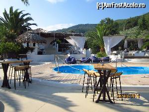 [P17] La Scala - piscina şi beach barul » foto by marsus
 - 
<span class="allrVoted glyphicon glyphicon-heart hidden" id="av556894"></span>
<a class="m-l-10 hidden" id="sv556894" onclick="voting_Foto_DelVot(,556894,16524)" role="button">șterge vot <span class="glyphicon glyphicon-remove"></span></a>
<a id="v9556894" class=" c-red"  onclick="voting_Foto_SetVot(556894)" role="button"><span class="glyphicon glyphicon-heart-empty"></span> <b>LIKE</b> = Votează poza</a> <img class="hidden"  id="f556894W9" src="/imagini/loader.gif" border="0" /><span class="AjErrMes hidden" id="e556894ErM"></span>