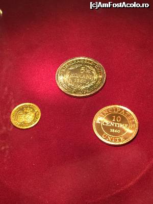 [P14] Moneda de 5 romani si altele expusa la Muzeul BNR. Cati boi puteti cumpara cu 5 romani?  » foto by Dan&Ema
 - 
<span class="allrVoted glyphicon glyphicon-heart hidden" id="av702986"></span>
<a class="m-l-10 hidden" id="sv702986" onclick="voting_Foto_DelVot(,702986,16545)" role="button">șterge vot <span class="glyphicon glyphicon-remove"></span></a>
<a id="v9702986" class=" c-red"  onclick="voting_Foto_SetVot(702986)" role="button"><span class="glyphicon glyphicon-heart-empty"></span> <b>LIKE</b> = Votează poza</a> <img class="hidden"  id="f702986W9" src="/imagini/loader.gif" border="0" /><span class="AjErrMes hidden" id="e702986ErM"></span>