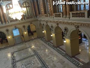 [P06] Vedere de la bacoanele etajului catre interiorul Palatului Vechi in zona Holul Ghiseelor - BNR » foto by Dan&Ema
 - 
<span class="allrVoted glyphicon glyphicon-heart hidden" id="av702978"></span>
<a class="m-l-10 hidden" id="sv702978" onclick="voting_Foto_DelVot(,702978,16545)" role="button">șterge vot <span class="glyphicon glyphicon-remove"></span></a>
<a id="v9702978" class=" c-red"  onclick="voting_Foto_SetVot(702978)" role="button"><span class="glyphicon glyphicon-heart-empty"></span> <b>LIKE</b> = Votează poza</a> <img class="hidden"  id="f702978W9" src="/imagini/loader.gif" border="0" /><span class="AjErrMes hidden" id="e702978ErM"></span>