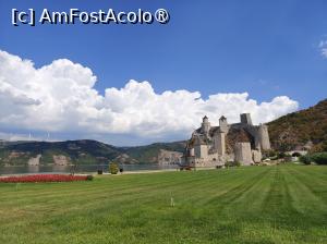 [P01] Cetatea Golubac. » foto by tata123 🔱
 - 
<span class="allrVoted glyphicon glyphicon-heart hidden" id="av1549996"></span>
<a class="m-l-10 hidden" id="sv1549996" onclick="voting_Foto_DelVot(,1549996,16590)" role="button">șterge vot <span class="glyphicon glyphicon-remove"></span></a>
<a id="v91549996" class=" c-red"  onclick="voting_Foto_SetVot(1549996)" role="button"><span class="glyphicon glyphicon-heart-empty"></span> <b>LIKE</b> = Votează poza</a> <img class="hidden"  id="f1549996W9" src="/imagini/loader.gif" border="0" /><span class="AjErrMes hidden" id="e1549996ErM"></span>