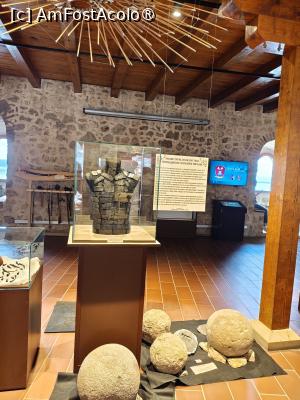 [P29] Expoziție în Palat. » foto by tata123 🔱
 - 
<span class="allrVoted glyphicon glyphicon-heart hidden" id="av1550024"></span>
<a class="m-l-10 hidden" id="sv1550024" onclick="voting_Foto_DelVot(,1550024,16590)" role="button">șterge vot <span class="glyphicon glyphicon-remove"></span></a>
<a id="v91550024" class=" c-red"  onclick="voting_Foto_SetVot(1550024)" role="button"><span class="glyphicon glyphicon-heart-empty"></span> <b>LIKE</b> = Votează poza</a> <img class="hidden"  id="f1550024W9" src="/imagini/loader.gif" border="0" /><span class="AjErrMes hidden" id="e1550024ErM"></span>