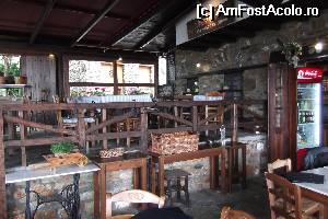 [P45] interior taverna din Paleo » foto by aricel
 - 
<span class="allrVoted glyphicon glyphicon-heart hidden" id="av516323"></span>
<a class="m-l-10 hidden" id="sv516323" onclick="voting_Foto_DelVot(,516323,16596)" role="button">șterge vot <span class="glyphicon glyphicon-remove"></span></a>
<a id="v9516323" class=" c-red"  onclick="voting_Foto_SetVot(516323)" role="button"><span class="glyphicon glyphicon-heart-empty"></span> <b>LIKE</b> = Votează poza</a> <img class="hidden"  id="f516323W9" src="/imagini/loader.gif" border="0" /><span class="AjErrMes hidden" id="e516323ErM"></span>