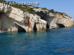 [P06] Zakynthos - Peșterile Albastre, misterioase și fotogenice.  » foto by iulianic
 - 
<span class="allrVoted glyphicon glyphicon-heart hidden" id="av908421"></span>
<a class="m-l-10 hidden" id="sv908421" onclick="voting_Foto_DelVot(,908421,16617)" role="button">șterge vot <span class="glyphicon glyphicon-remove"></span></a>
<a id="v9908421" class=" c-red"  onclick="voting_Foto_SetVot(908421)" role="button"><span class="glyphicon glyphicon-heart-empty"></span> <b>LIKE</b> = Votează poza</a> <img class="hidden"  id="f908421W9" src="/imagini/loader.gif" border="0" /><span class="AjErrMes hidden" id="e908421ErM"></span>