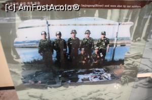 [P24] O gherilă nord coreeană executată la trecerea frontierei de către frații din Sud.  » foto by glcitizen
 - 
<span class="allrVoted glyphicon glyphicon-heart hidden" id="av814274"></span>
<a class="m-l-10 hidden" id="sv814274" onclick="voting_Foto_DelVot(,814274,16707)" role="button">șterge vot <span class="glyphicon glyphicon-remove"></span></a>
<a id="v9814274" class=" c-red"  onclick="voting_Foto_SetVot(814274)" role="button"><span class="glyphicon glyphicon-heart-empty"></span> <b>LIKE</b> = Votează poza</a> <img class="hidden"  id="f814274W9" src="/imagini/loader.gif" border="0" /><span class="AjErrMes hidden" id="e814274ErM"></span>