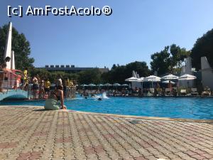 [P04] Piscina comuna » foto by gotty
 - 
<span class="allrVoted glyphicon glyphicon-heart hidden" id="av1082004"></span>
<a class="m-l-10 hidden" id="sv1082004" onclick="voting_Foto_DelVot(,1082004,16714)" role="button">șterge vot <span class="glyphicon glyphicon-remove"></span></a>
<a id="v91082004" class=" c-red"  onclick="voting_Foto_SetVot(1082004)" role="button"><span class="glyphicon glyphicon-heart-empty"></span> <b>LIKE</b> = Votează poza</a> <img class="hidden"  id="f1082004W9" src="/imagini/loader.gif" border="0" /><span class="AjErrMes hidden" id="e1082004ErM"></span>