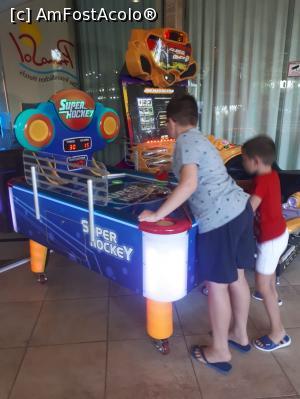 [P18]  -- <small>// FĂRĂ DESCRIERE</small> » foto by raluca banu
 - 
<span class="allrVoted glyphicon glyphicon-heart hidden" id="av1229680"></span>
<a class="m-l-10 hidden" id="sv1229680" onclick="voting_Foto_DelVot(,1229680,16714)" role="button">șterge vot <span class="glyphicon glyphicon-remove"></span></a>
<a id="v91229680" class=" c-red"  onclick="voting_Foto_SetVot(1229680)" role="button"><span class="glyphicon glyphicon-heart-empty"></span> <b>LIKE</b> = Votează poza</a> <img class="hidden"  id="f1229680W9" src="/imagini/loader.gif" border="0" /><span class="AjErrMes hidden" id="e1229680ErM"></span>