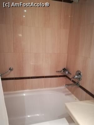 [P06] Detaliu baie » foto by olteanul2010
 - 
<span class="allrVoted glyphicon glyphicon-heart hidden" id="av1137485"></span>
<a class="m-l-10 hidden" id="sv1137485" onclick="voting_Foto_DelVot(,1137485,16714)" role="button">șterge vot <span class="glyphicon glyphicon-remove"></span></a>
<a id="v91137485" class=" c-red"  onclick="voting_Foto_SetVot(1137485)" role="button"><span class="glyphicon glyphicon-heart-empty"></span> <b>LIKE</b> = Votează poza</a> <img class="hidden"  id="f1137485W9" src="/imagini/loader.gif" border="0" /><span class="AjErrMes hidden" id="e1137485ErM"></span>