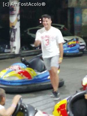 [P07] Cel mai "periculos" vlog-er thatandu. Il gasiti pe diverse canale media. » foto by fanespoitorul
 - 
<span class="allrVoted glyphicon glyphicon-heart hidden" id="av1251018"></span>
<a class="m-l-10 hidden" id="sv1251018" onclick="voting_Foto_DelVot(,1251018,16714)" role="button">șterge vot <span class="glyphicon glyphicon-remove"></span></a>
<a id="v91251018" class=" c-red"  onclick="voting_Foto_SetVot(1251018)" role="button"><span class="glyphicon glyphicon-heart-empty"></span> <b>LIKE</b> = Votează poza</a> <img class="hidden"  id="f1251018W9" src="/imagini/loader.gif" border="0" /><span class="AjErrMes hidden" id="e1251018ErM"></span>