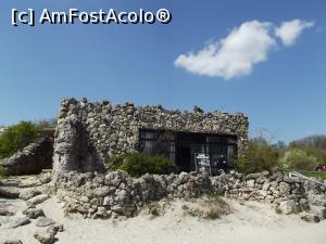 [P03] Casa de bilete » foto by irinad
 - 
<span class="allrVoted glyphicon glyphicon-heart hidden" id="av851794"></span>
<a class="m-l-10 hidden" id="sv851794" onclick="voting_Foto_DelVot(,851794,16730)" role="button">șterge vot <span class="glyphicon glyphicon-remove"></span></a>
<a id="v9851794" class=" c-red"  onclick="voting_Foto_SetVot(851794)" role="button"><span class="glyphicon glyphicon-heart-empty"></span> <b>LIKE</b> = Votează poza</a> <img class="hidden"  id="f851794W9" src="/imagini/loader.gif" border="0" /><span class="AjErrMes hidden" id="e851794ErM"></span>