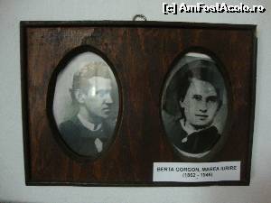 [P11] Într-un tablou micuț, cu o ramă groasă de lemn, l-am văzut pe Ciprian Porumbescu alături de marea sa iubire, Berta Gorgon.  » foto by Floryn81
 - 
<span class="allrVoted glyphicon glyphicon-heart hidden" id="av592078"></span>
<a class="m-l-10 hidden" id="sv592078" onclick="voting_Foto_DelVot(,592078,16986)" role="button">șterge vot <span class="glyphicon glyphicon-remove"></span></a>
<a id="v9592078" class=" c-red"  onclick="voting_Foto_SetVot(592078)" role="button"><span class="glyphicon glyphicon-heart-empty"></span> <b>LIKE</b> = Votează poza</a> <img class="hidden"  id="f592078W9" src="/imagini/loader.gif" border="0" /><span class="AjErrMes hidden" id="e592078ErM"></span>