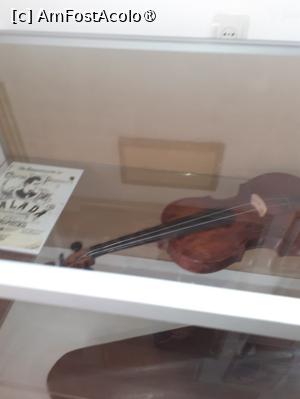 [P06] Vioara lui Ciprian Porumbescu » foto by Michi
 - 
<span class="allrVoted glyphicon glyphicon-heart hidden" id="av1408556"></span>
<a class="m-l-10 hidden" id="sv1408556" onclick="voting_Foto_DelVot(,1408556,16986)" role="button">șterge vot <span class="glyphicon glyphicon-remove"></span></a>
<a id="v91408556" class=" c-red"  onclick="voting_Foto_SetVot(1408556)" role="button"><span class="glyphicon glyphicon-heart-empty"></span> <b>LIKE</b> = Votează poza</a> <img class="hidden"  id="f1408556W9" src="/imagini/loader.gif" border="0" /><span class="AjErrMes hidden" id="e1408556ErM"></span>
