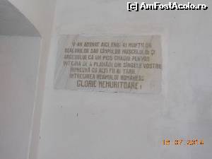 [P39] Mausoleul Mateiaş - În mausoleu, înainte de a intra în criptă.  » foto by iulianic
 - 
<span class="allrVoted glyphicon glyphicon-heart hidden" id="av536127"></span>
<a class="m-l-10 hidden" id="sv536127" onclick="voting_Foto_DelVot(,536127,16993)" role="button">șterge vot <span class="glyphicon glyphicon-remove"></span></a>
<a id="v9536127" class=" c-red"  onclick="voting_Foto_SetVot(536127)" role="button"><span class="glyphicon glyphicon-heart-empty"></span> <b>LIKE</b> = Votează poza</a> <img class="hidden"  id="f536127W9" src="/imagini/loader.gif" border="0" /><span class="AjErrMes hidden" id="e536127ErM"></span>