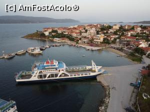 [P31] Portul Ammouliani, si locul unde acosteaza ferry » foto by pepsi70ro
 - 
<span class="allrVoted glyphicon glyphicon-heart hidden" id="av1241063"></span>
<a class="m-l-10 hidden" id="sv1241063" onclick="voting_Foto_DelVot(,1241063,17010)" role="button">șterge vot <span class="glyphicon glyphicon-remove"></span></a>
<a id="v91241063" class=" c-red"  onclick="voting_Foto_SetVot(1241063)" role="button"><span class="glyphicon glyphicon-heart-empty"></span> <b>LIKE</b> = Votează poza</a> <img class="hidden"  id="f1241063W9" src="/imagini/loader.gif" border="0" /><span class="AjErrMes hidden" id="e1241063ErM"></span>