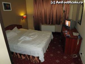 [P04] Hotel Ciao - camera » foto by Dragoș_MD
 - 
<span class="allrVoted glyphicon glyphicon-heart hidden" id="av541551"></span>
<a class="m-l-10 hidden" id="sv541551" onclick="voting_Foto_DelVot(,541551,17097)" role="button">șterge vot <span class="glyphicon glyphicon-remove"></span></a>
<a id="v9541551" class=" c-red"  onclick="voting_Foto_SetVot(541551)" role="button"><span class="glyphicon glyphicon-heart-empty"></span> <b>LIKE</b> = Votează poza</a> <img class="hidden"  id="f541551W9" src="/imagini/loader.gif" border="0" /><span class="AjErrMes hidden" id="e541551ErM"></span>