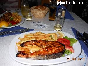 [P05] Restaurant Bacchos - Somon la grătar cu cartofi prăjiţi.  » foto by iulianic
 - 
<span class="allrVoted glyphicon glyphicon-heart hidden" id="av678313"></span>
<a class="m-l-10 hidden" id="sv678313" onclick="voting_Foto_DelVot(,678313,17099)" role="button">șterge vot <span class="glyphicon glyphicon-remove"></span></a>
<a id="v9678313" class=" c-red"  onclick="voting_Foto_SetVot(678313)" role="button"><span class="glyphicon glyphicon-heart-empty"></span> <b>LIKE</b> = Votează poza</a> <img class="hidden"  id="f678313W9" src="/imagini/loader.gif" border="0" /><span class="AjErrMes hidden" id="e678313ErM"></span>