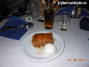 [P07] Restaurant Bacchos - Un desert dulce, dulce, cataif cu îngheţată.  » foto by iulianic
 - 
<span class="allrVoted glyphicon glyphicon-heart hidden" id="av678317"></span>
<a class="m-l-10 hidden" id="sv678317" onclick="voting_Foto_DelVot(,678317,17099)" role="button">șterge vot <span class="glyphicon glyphicon-remove"></span></a>
<a id="v9678317" class=" c-red"  onclick="voting_Foto_SetVot(678317)" role="button"><span class="glyphicon glyphicon-heart-empty"></span> <b>LIKE</b> = Votează poza</a> <img class="hidden"  id="f678317W9" src="/imagini/loader.gif" border="0" /><span class="AjErrMes hidden" id="e678317ErM"></span>