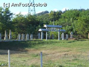 [P42] Piatra Neamț - În cimitirul evreiesc de la Sărata, zonă dedicată eroilor evrei.  » foto by iulianic
 - 
<span class="allrVoted glyphicon glyphicon-heart hidden" id="av1011057"></span>
<a class="m-l-10 hidden" id="sv1011057" onclick="voting_Foto_DelVot(,1011057,17175)" role="button">șterge vot <span class="glyphicon glyphicon-remove"></span></a>
<a id="v91011057" class=" c-red"  onclick="voting_Foto_SetVot(1011057)" role="button"><span class="glyphicon glyphicon-heart-empty"></span> <b>LIKE</b> = Votează poza</a> <img class="hidden"  id="f1011057W9" src="/imagini/loader.gif" border="0" /><span class="AjErrMes hidden" id="e1011057ErM"></span>