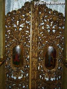 [P10] Piatra Neamt - Curtea Domneasca, Biserica 'Sf. Ioan Botezatorul', usa de intrare in altar » foto by magdalena
 - 
<span class="allrVoted glyphicon glyphicon-heart hidden" id="av139904"></span>
<a class="m-l-10 hidden" id="sv139904" onclick="voting_Foto_DelVot(,139904,17175)" role="button">șterge vot <span class="glyphicon glyphicon-remove"></span></a>
<a id="v9139904" class=" c-red"  onclick="voting_Foto_SetVot(139904)" role="button"><span class="glyphicon glyphicon-heart-empty"></span> <b>LIKE</b> = Votează poza</a> <img class="hidden"  id="f139904W9" src="/imagini/loader.gif" border="0" /><span class="AjErrMes hidden" id="e139904ErM"></span>