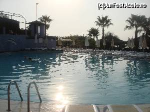 [P12] piscina adulti » foto by 1234 Dana
 - 
<span class="allrVoted glyphicon glyphicon-heart hidden" id="av548673"></span>
<a class="m-l-10 hidden" id="sv548673" onclick="voting_Foto_DelVot(,548673,17305)" role="button">șterge vot <span class="glyphicon glyphicon-remove"></span></a>
<a id="v9548673" class=" c-red"  onclick="voting_Foto_SetVot(548673)" role="button"><span class="glyphicon glyphicon-heart-empty"></span> <b>LIKE</b> = Votează poza</a> <img class="hidden"  id="f548673W9" src="/imagini/loader.gif" border="0" /><span class="AjErrMes hidden" id="e548673ErM"></span>