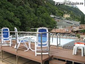 [P10] Piscina hotelului BW Europa din Riva del Garda » foto by vlado2
 - 
<span class="allrVoted glyphicon glyphicon-heart hidden" id="av549174"></span>
<a class="m-l-10 hidden" id="sv549174" onclick="voting_Foto_DelVot(,549174,17313)" role="button">șterge vot <span class="glyphicon glyphicon-remove"></span></a>
<a id="v9549174" class=" c-red"  onclick="voting_Foto_SetVot(549174)" role="button"><span class="glyphicon glyphicon-heart-empty"></span> <b>LIKE</b> = Votează poza</a> <img class="hidden"  id="f549174W9" src="/imagini/loader.gif" border="0" /><span class="AjErrMes hidden" id="e549174ErM"></span>