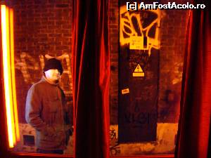 [P20] Confrontation room, sau cum sa fii privita de altii...  » foto by Larissa
 - 
<span class="allrVoted glyphicon glyphicon-heart hidden" id="av594958"></span>
<a class="m-l-10 hidden" id="sv594958" onclick="voting_Foto_DelVot(,594958,17324)" role="button">șterge vot <span class="glyphicon glyphicon-remove"></span></a>
<a id="v9594958" class=" c-red"  onclick="voting_Foto_SetVot(594958)" role="button"><span class="glyphicon glyphicon-heart-empty"></span> <b>LIKE</b> = Votează poza</a> <img class="hidden"  id="f594958W9" src="/imagini/loader.gif" border="0" /><span class="AjErrMes hidden" id="e594958ErM"></span>