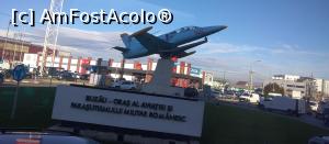 [P02] Buzău - oraș al aviației și parașutismului militar românesc » foto by Mioritik
 - 
<span class="allrVoted glyphicon glyphicon-heart hidden" id="av1348161"></span>
<a class="m-l-10 hidden" id="sv1348161" onclick="voting_Foto_DelVot(,1348161,17366)" role="button">șterge vot <span class="glyphicon glyphicon-remove"></span></a>
<a id="v91348161" class=" c-red"  onclick="voting_Foto_SetVot(1348161)" role="button"><span class="glyphicon glyphicon-heart-empty"></span> <b>LIKE</b> = Votează poza</a> <img class="hidden"  id="f1348161W9" src="/imagini/loader.gif" border="0" /><span class="AjErrMes hidden" id="e1348161ErM"></span>