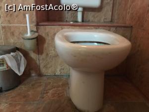 [P02] wc » foto by bogdan.st
 - 
<span class="allrVoted glyphicon glyphicon-heart hidden" id="av1006463"></span>
<a class="m-l-10 hidden" id="sv1006463" onclick="voting_Foto_DelVot(,1006463,17390)" role="button">șterge vot <span class="glyphicon glyphicon-remove"></span></a>
<a id="v91006463" class=" c-red"  onclick="voting_Foto_SetVot(1006463)" role="button"><span class="glyphicon glyphicon-heart-empty"></span> <b>LIKE</b> = Votează poza</a> <img class="hidden"  id="f1006463W9" src="/imagini/loader.gif" border="0" /><span class="AjErrMes hidden" id="e1006463ErM"></span>