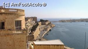 [P41] Grand Harbour vazut de pe Bastionul Sf.Petru si Sf.Pavel. » foto by ovidiuyepi
 - 
<span class="allrVoted glyphicon glyphicon-heart hidden" id="av1277282"></span>
<a class="m-l-10 hidden" id="sv1277282" onclick="voting_Foto_DelVot(,1277282,17454)" role="button">șterge vot <span class="glyphicon glyphicon-remove"></span></a>
<a id="v91277282" class=" c-red"  onclick="voting_Foto_SetVot(1277282)" role="button"><span class="glyphicon glyphicon-heart-empty"></span> <b>LIKE</b> = Votează poza</a> <img class="hidden"  id="f1277282W9" src="/imagini/loader.gif" border="0" /><span class="AjErrMes hidden" id="e1277282ErM"></span>