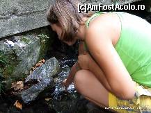 [P32] Umpleam sticlele cu apa. » foto by iulibv
 - 
<span class="allrVoted glyphicon glyphicon-heart hidden" id="av113641"></span>
<a class="m-l-10 hidden" id="sv113641" onclick="voting_Foto_DelVot(,113641,17499)" role="button">șterge vot <span class="glyphicon glyphicon-remove"></span></a>
<a id="v9113641" class=" c-red"  onclick="voting_Foto_SetVot(113641)" role="button"><span class="glyphicon glyphicon-heart-empty"></span> <b>LIKE</b> = Votează poza</a> <img class="hidden"  id="f113641W9" src="/imagini/loader.gif" border="0" /><span class="AjErrMes hidden" id="e113641ErM"></span>