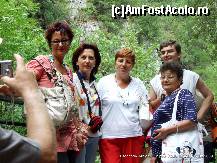 [P10] Ghidul nostru - dna. Alexandra de care vă povesteam (prima din stanga) - cu o parte din grupul nostru » foto by iulibv
 - 
<span class="allrVoted glyphicon glyphicon-heart hidden" id="av114230"></span>
<a class="m-l-10 hidden" id="sv114230" onclick="voting_Foto_DelVot(,114230,17499)" role="button">șterge vot <span class="glyphicon glyphicon-remove"></span></a>
<a id="v9114230" class=" c-red"  onclick="voting_Foto_SetVot(114230)" role="button"><span class="glyphicon glyphicon-heart-empty"></span> <b>LIKE</b> = Votează poza</a> <img class="hidden"  id="f114230W9" src="/imagini/loader.gif" border="0" /><span class="AjErrMes hidden" id="e114230ErM"></span>