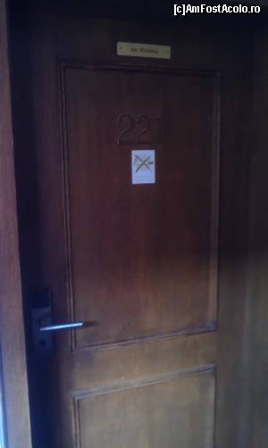 [P17] Camera 221 » foto by AleDia
 - 
<span class="allrVoted glyphicon glyphicon-heart hidden" id="av564085"></span>
<a class="m-l-10 hidden" id="sv564085" onclick="voting_Foto_DelVot(,564085,17588)" role="button">șterge vot <span class="glyphicon glyphicon-remove"></span></a>
<a id="v9564085" class=" c-red"  onclick="voting_Foto_SetVot(564085)" role="button"><span class="glyphicon glyphicon-heart-empty"></span> <b>LIKE</b> = Votează poza</a> <img class="hidden"  id="f564085W9" src="/imagini/loader.gif" border="0" /><span class="AjErrMes hidden" id="e564085ErM"></span>