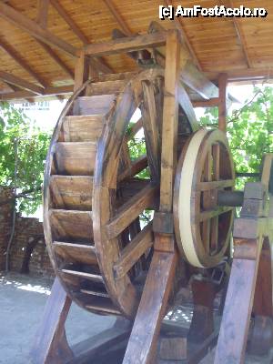 [P11] fabrica de ulei » foto by diana-camelia*
 - 
<span class="allrVoted glyphicon glyphicon-heart hidden" id="av453126"></span>
<a class="m-l-10 hidden" id="sv453126" onclick="voting_Foto_DelVot(,453126,17592)" role="button">șterge vot <span class="glyphicon glyphicon-remove"></span></a>
<a id="v9453126" class=" c-red"  onclick="voting_Foto_SetVot(453126)" role="button"><span class="glyphicon glyphicon-heart-empty"></span> <b>LIKE</b> = Votează poza</a> <img class="hidden"  id="f453126W9" src="/imagini/loader.gif" border="0" /><span class="AjErrMes hidden" id="e453126ErM"></span>